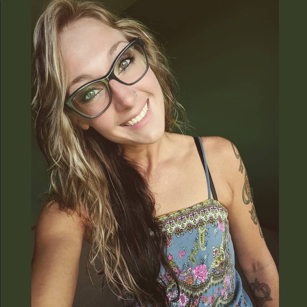 Meet your Posher, Molly